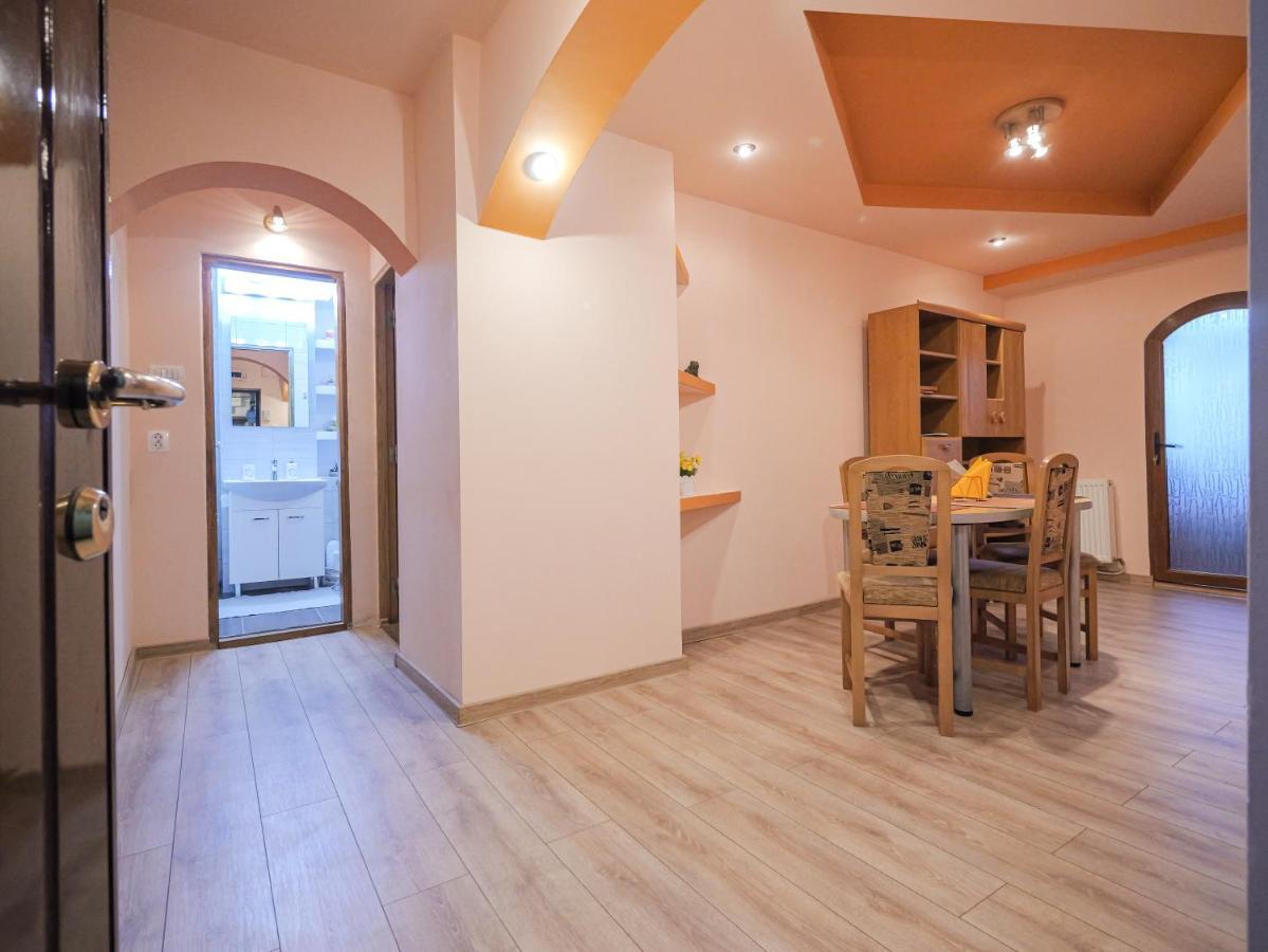 Luxury Ultracentral Curtea de Argeş 外观 照片